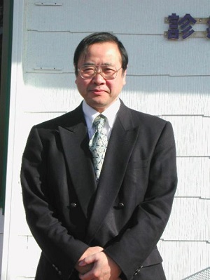 倉沢歯科クリニック医師